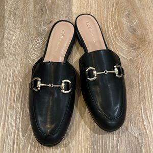 New BCBC Generation black flats slide on 9.5 Zorie Mule Loafer